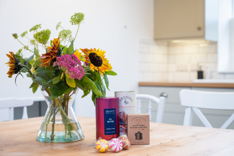 Welcome box 9680 768x512