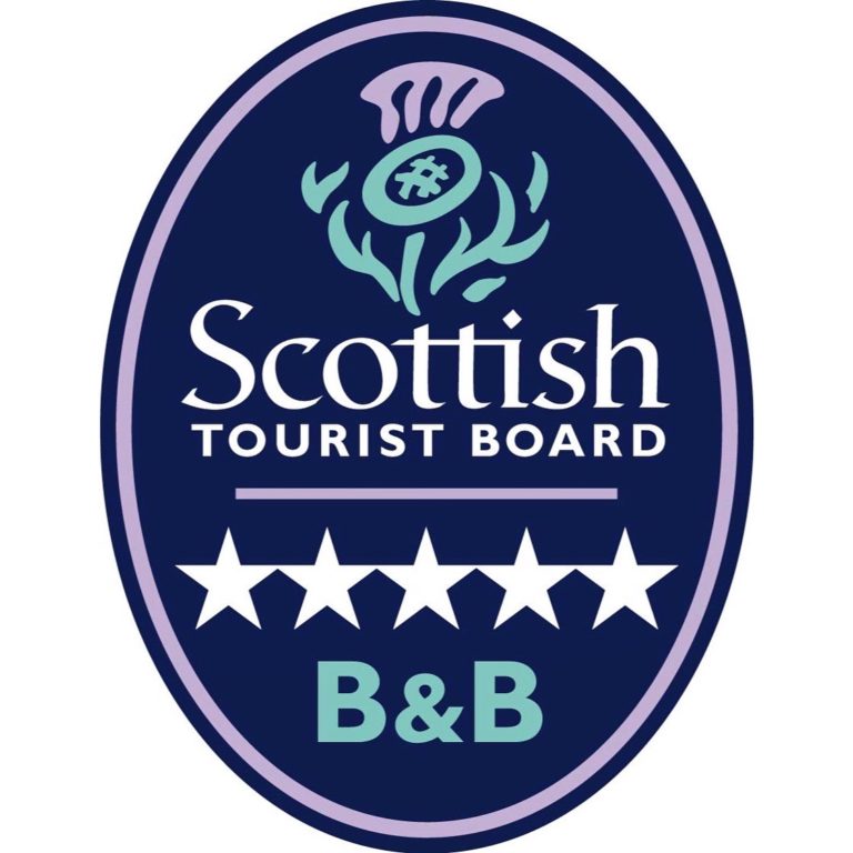 EDA09CA6 7F97 45C5 854E 37F5B59E2827 768x768