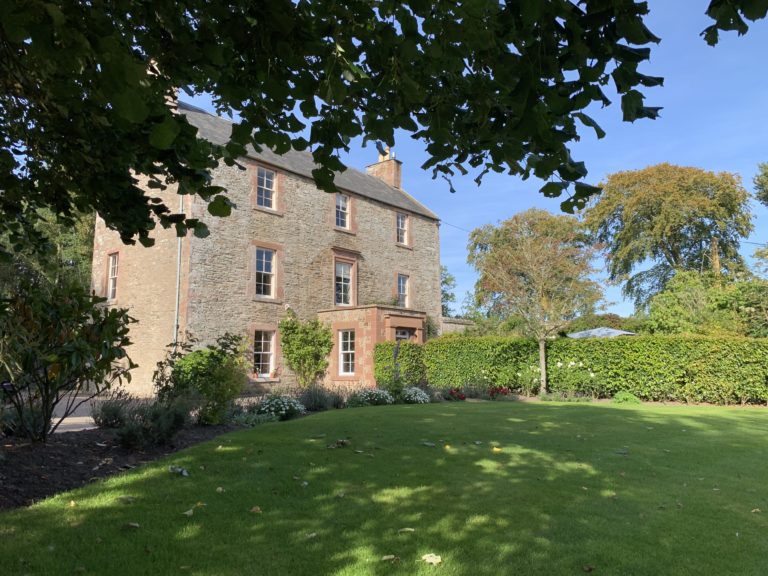 F7D6E102 EA23 4ABA B43B 5E6C1440AA17 2 768x576