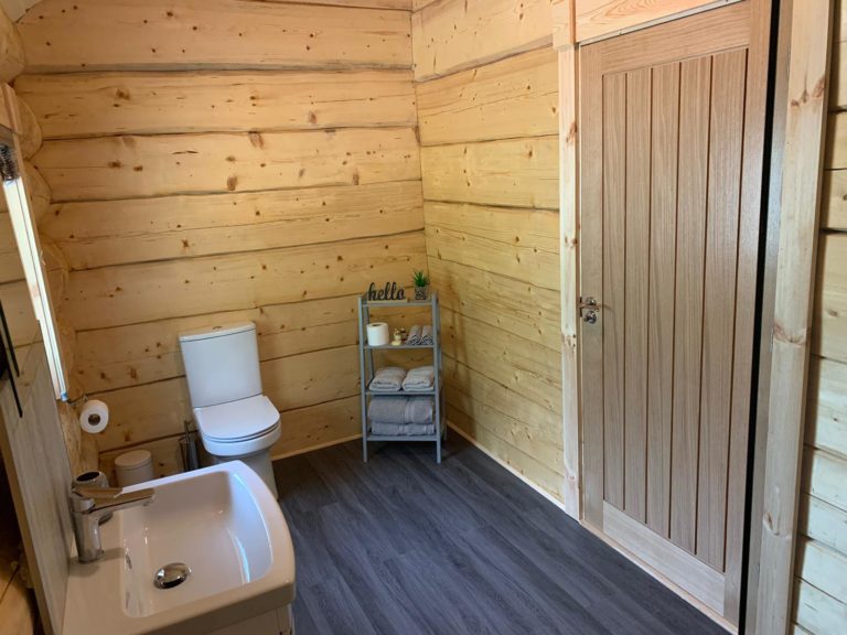 115825660 301384097885768 4601183699185155261 n 768x576