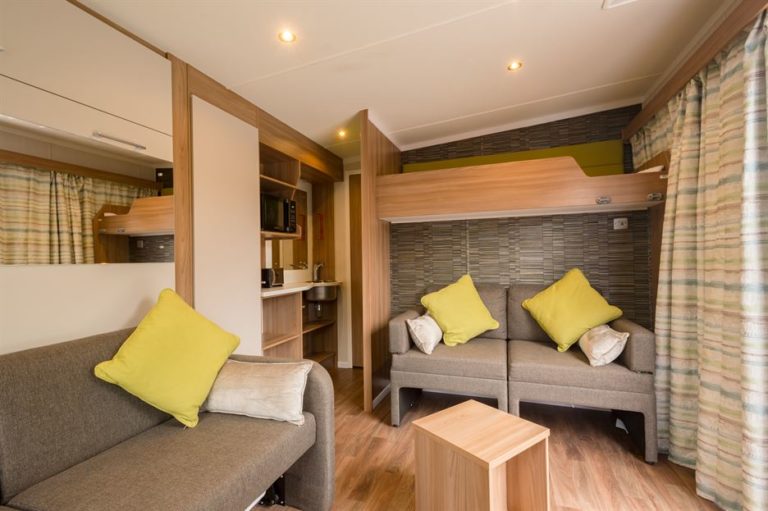 LW Ensuite Glamping Pod Interior 768x511