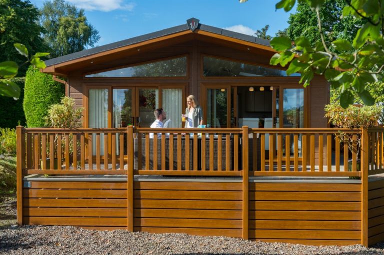 LW Signature Lodge Decking 5 768x511