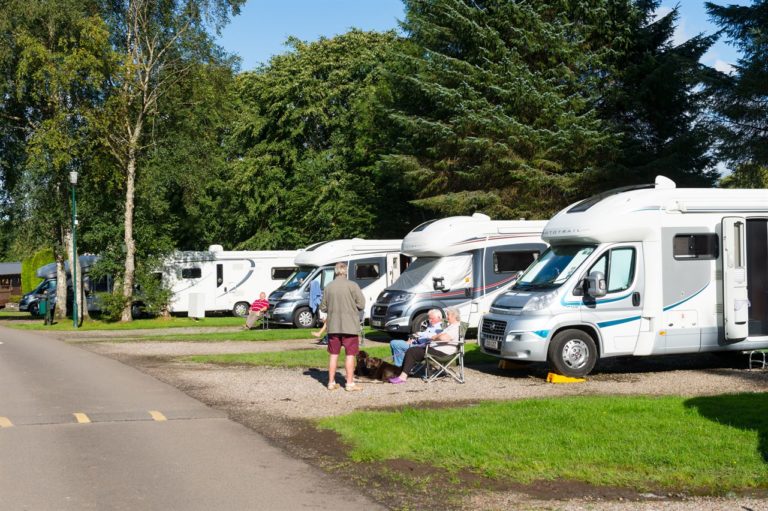 LW Touring Area with Couples 2 768x511