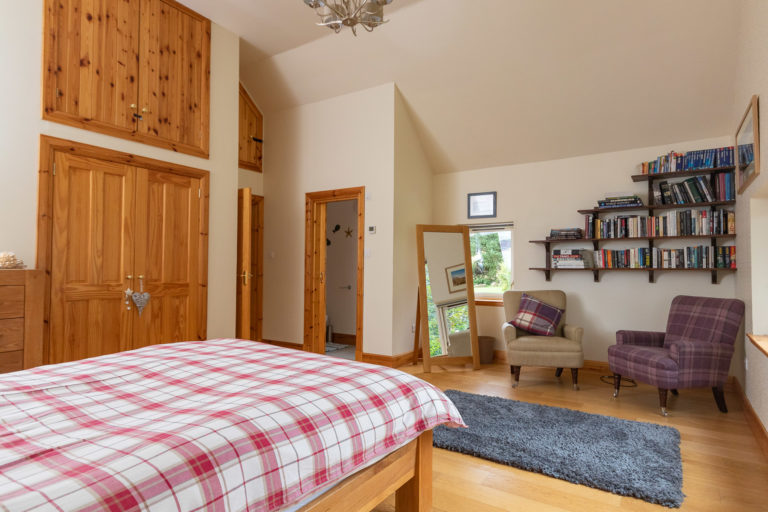 Main bedroom with reading area 768x512