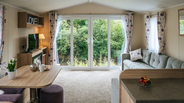 Woodleisure Revolve Films 03902 768x432