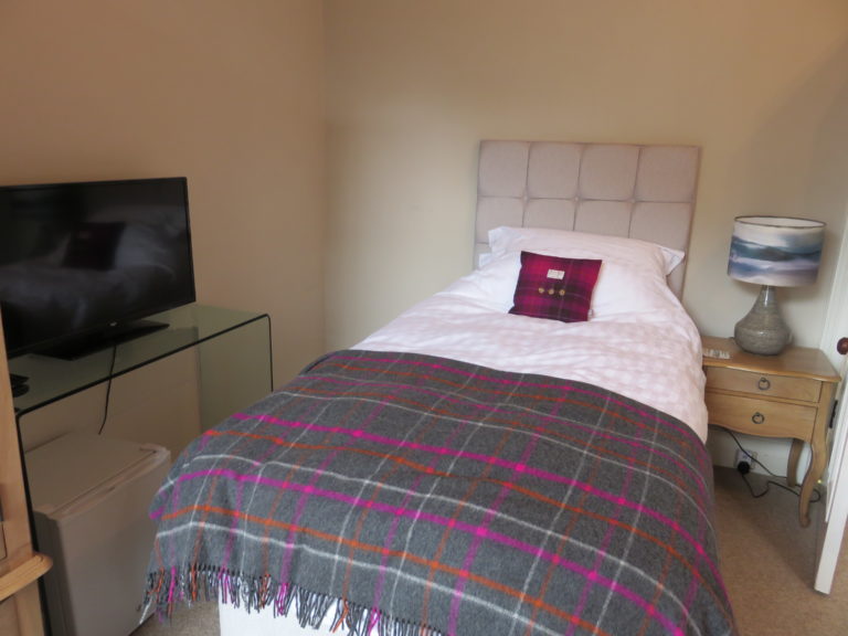 1980 01 01 00.02.49 768x576