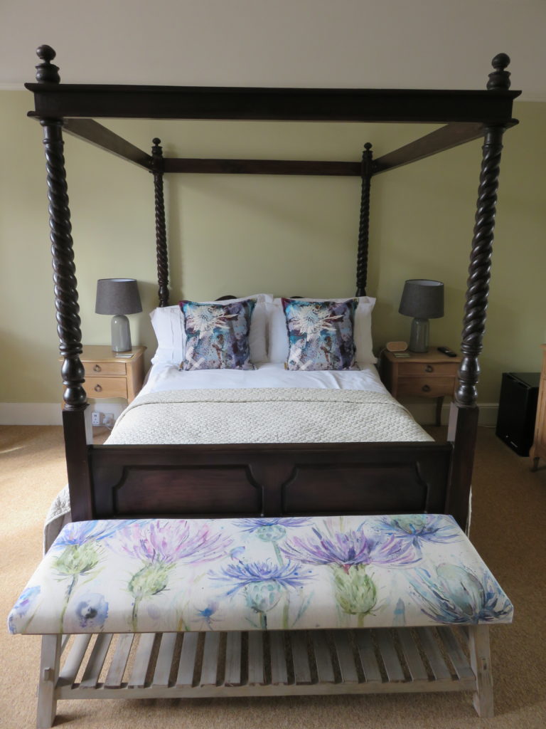 1980 01 01 00.03.36 768x1024