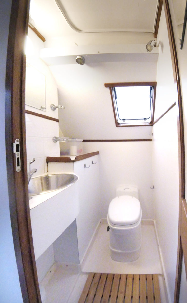 BORIS BATHROOM 4 WEB 768x1244