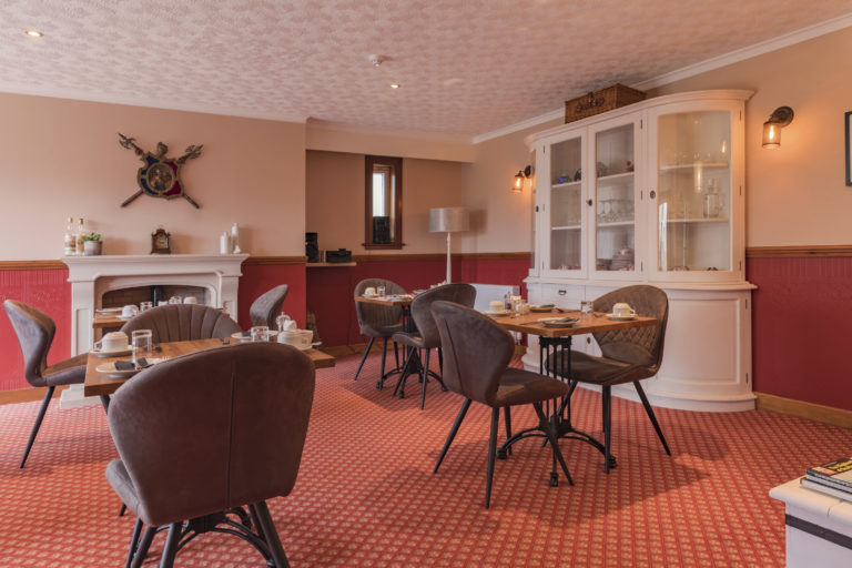 breakfast room 9 768x512