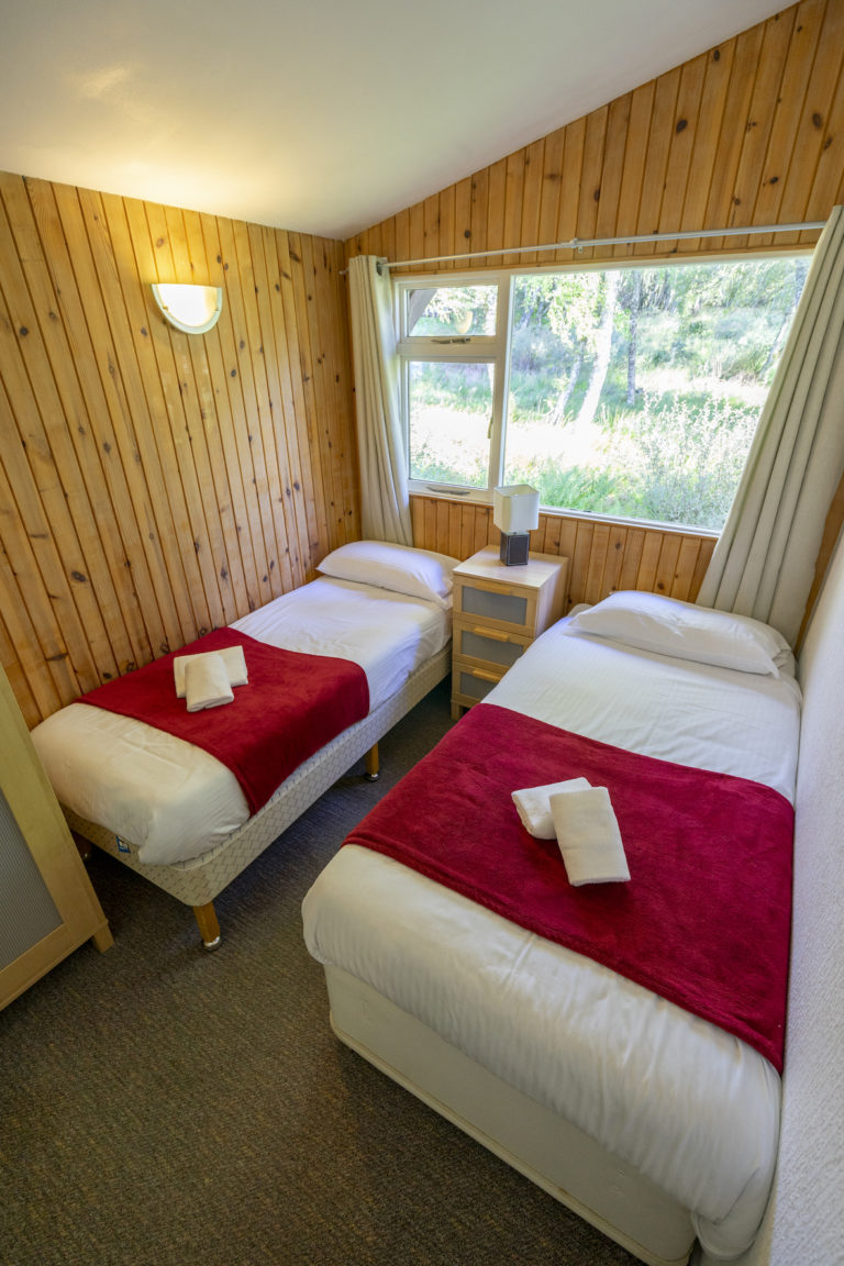 Standard Twin Under 2MB 768x1152