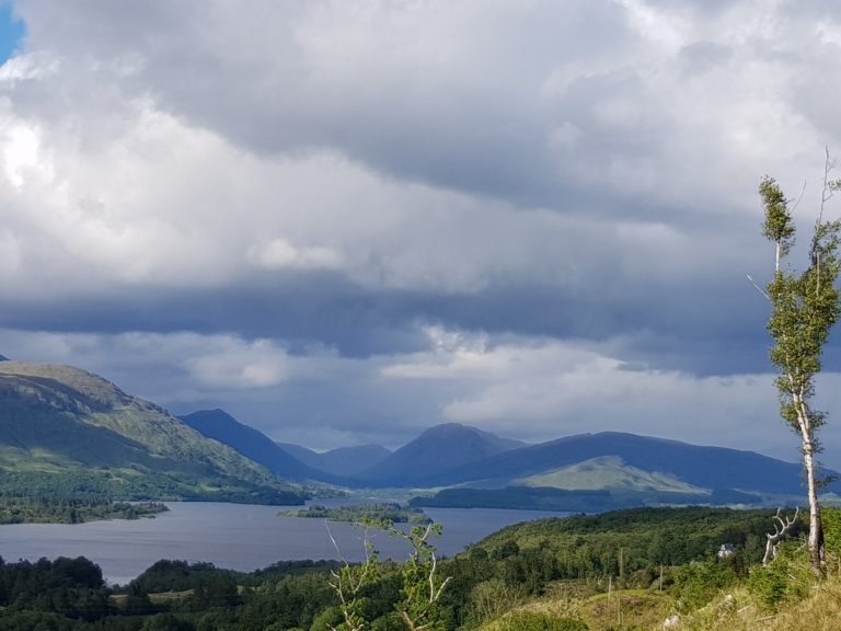 LOCH VIEW 768x576