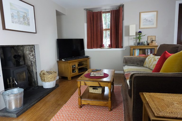 Living Room Orange 3 768x512