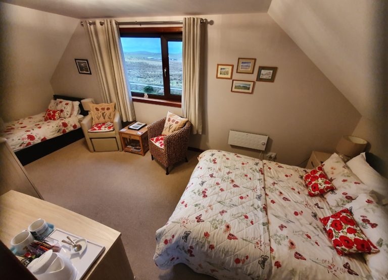 Inganess - Family room