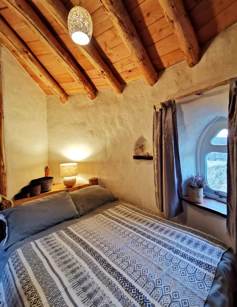 D6677B91 4B65 4879 8C78 1ADA06570931 768x997