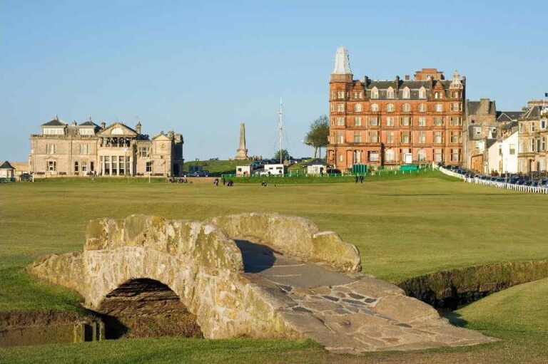 Golf Course St Andrews The Hairy Coo Tours 768x511